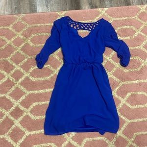 Dress size S ( has a tie bow in the back )